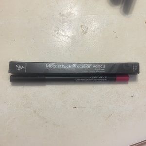 Younique precision lip liner
